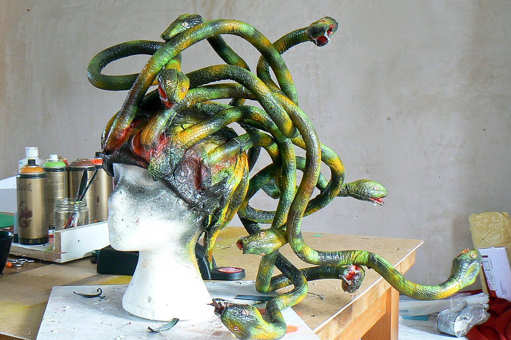 medusa headress